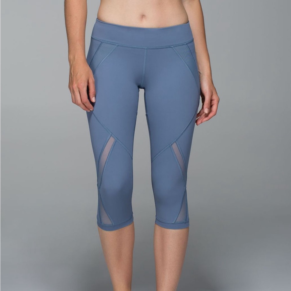 Lululemon Cool To Street Crop Blue Denim / Banana Leaf Blush Quartz size 8